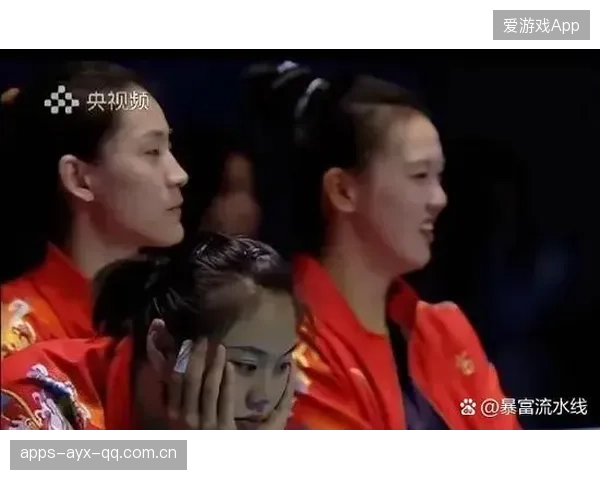 女排替补上场短短十分钟改变比赛走向：背后的不为人知的力量